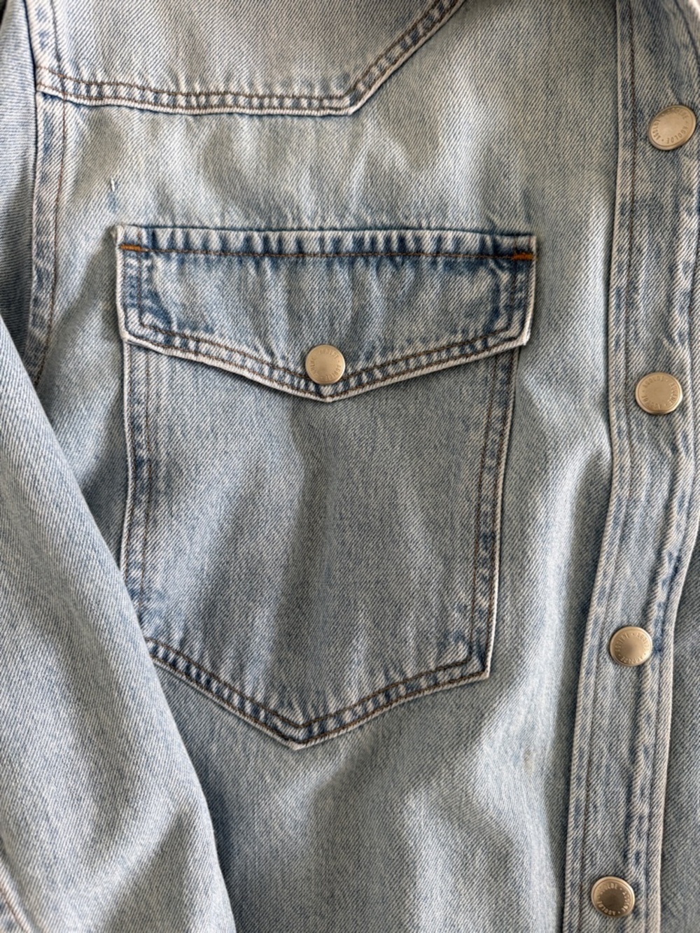 Agolde Light Blue Denim Oversized Shirt Jacket size small - Picture 3 of 7